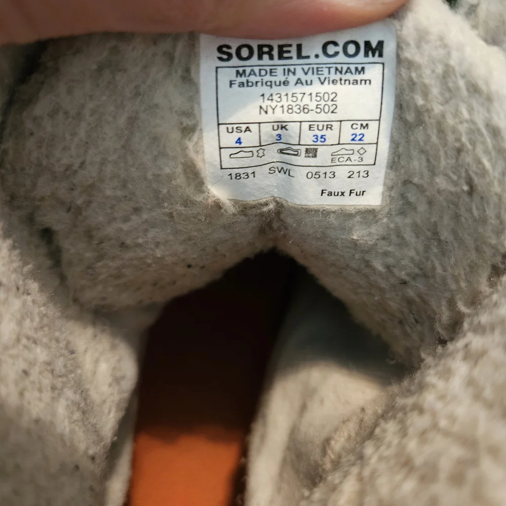 Sorel Winter Carnival Snow Boots Purple Grey Women's Size 4